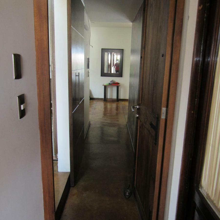 Hostal Casa Castillo Морелия Экстерьер фото